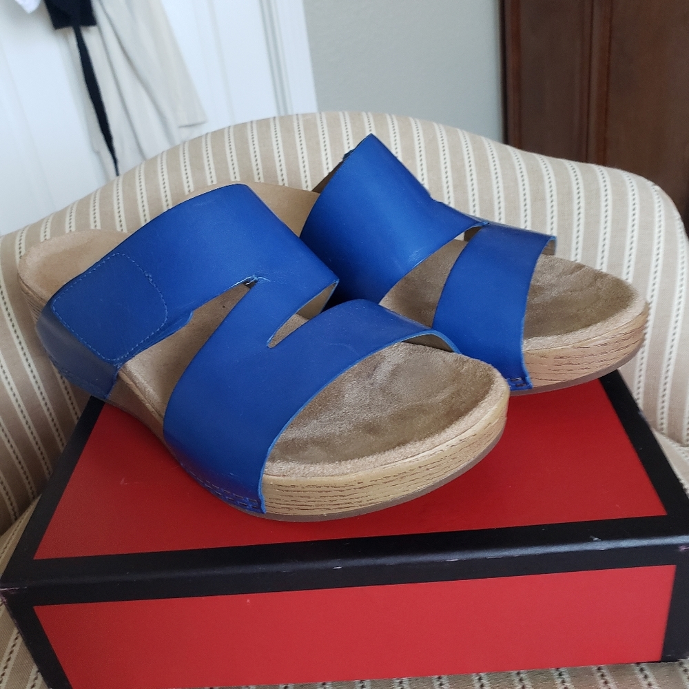 Dansko Lacee slide 38 Cobalt Blue leather!
